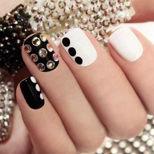 T NAILS - other services